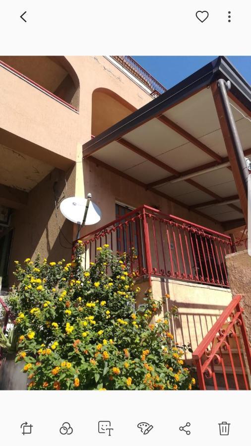 Ferienwohnung La Casita Il Poggio Del Sole Letojanni Exterior foto