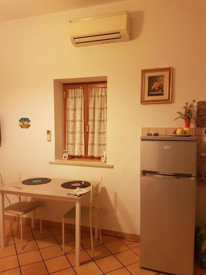 Ferienwohnung La Casita Il Poggio Del Sole Letojanni Exterior foto